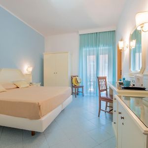 Triple Room Balcony